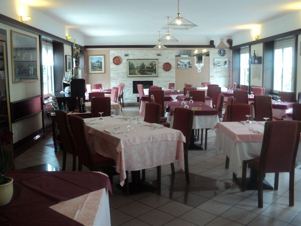 Albergo Del Cacciatore 크레메노 외부 사진